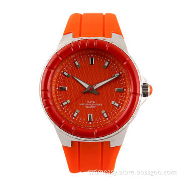 New Design Stainless Steel Watch with Silicone Strap for Men and Women
